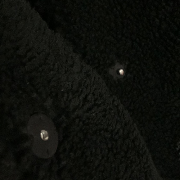 Faux Shearling coat - Picture 5 of 10